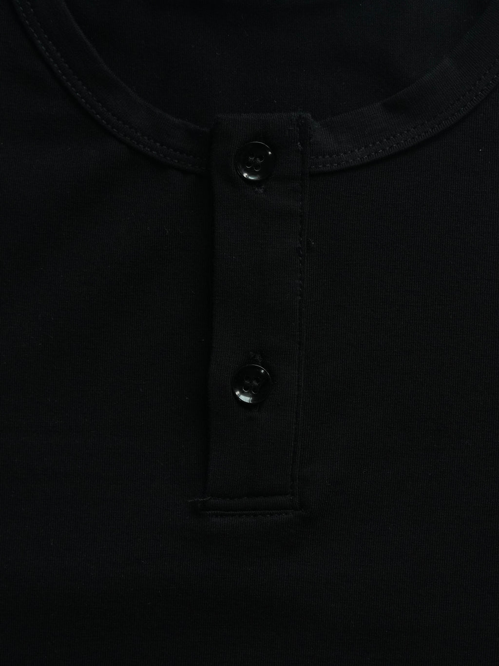 COMPACT HENLEY BLACK