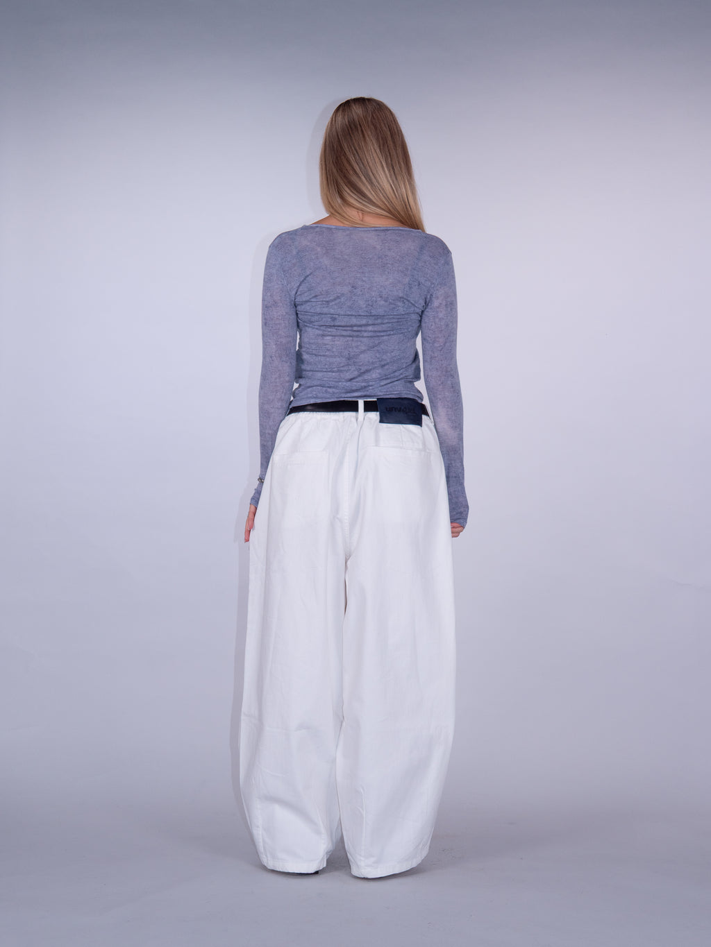 WIDE TUCK JEANS WHITE